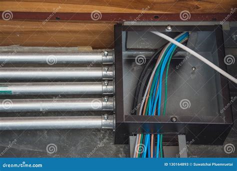 conduit into junction box|conduit to junction box connector.